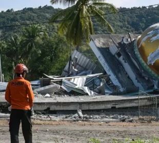 Mendagri Dorong Percepatan Pendataan Sekolah dan Rumah Ibadah Terdampak Gempa NTT