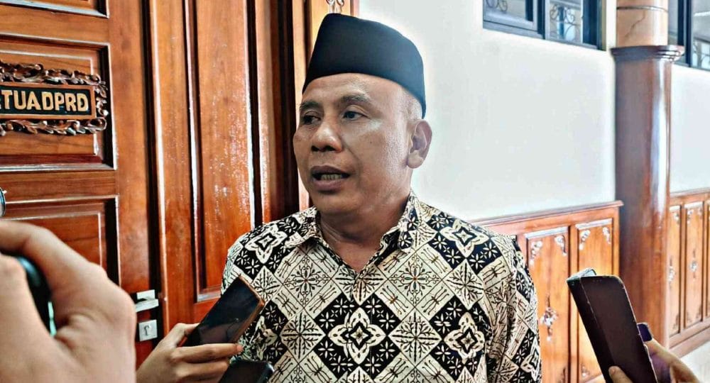Terima Aspirasi Buruh, Anggota Komisi A DPRD Jatim Sumardi