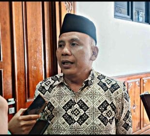 Terima Aspirasi Buruh, Anggota Komisi A DPRD Jatim Sumardi
