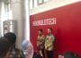 Emil Dardak Kunjungi IndoBuildTech dan Nusantara Food & Hotel di Grand City Surabaya