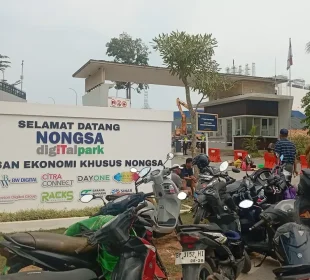Polemik Data Center di Indonesia, Investasi Digital Berhadapan dengan Persoalan Air dan Lingkungan