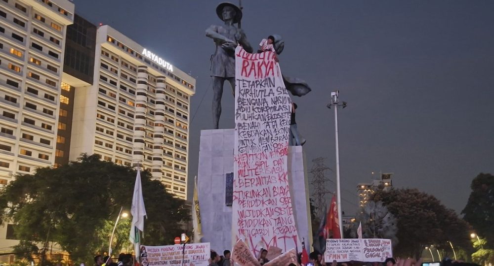 Demonstrasi Serentak di Berbagai Daerah, Mahasiswa Desak Evaluasi Dua Tahun Prabowo-Gibran