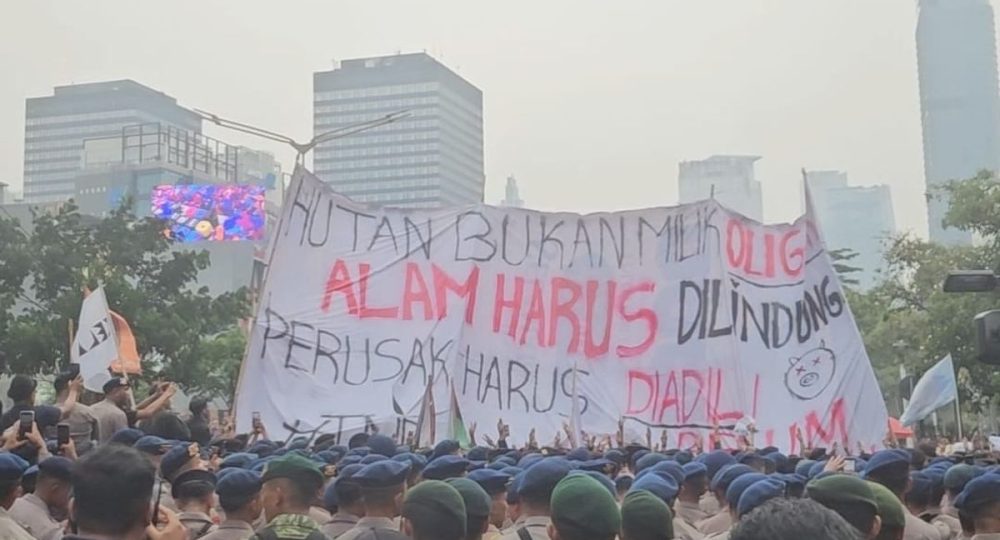 Demo #IndonesiaSadar di Bundaran HI, Mahasiswa Sampaikan Lima Tuntutan kepada Pemerintah